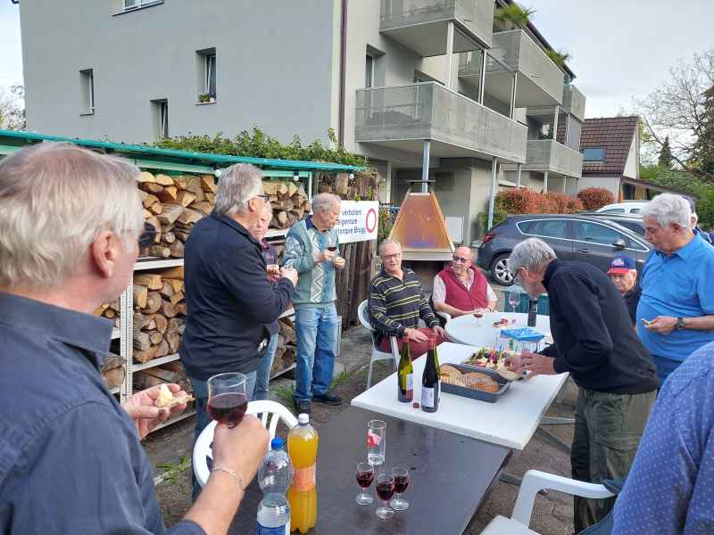 Training mit Geburtstags-Apero